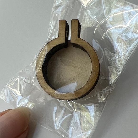 Spice Girls Hand Embroidered Figure Miniature Wooden Charm - Picture 9 of 9